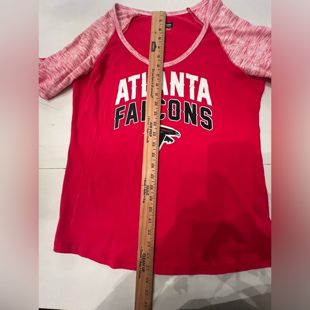 ATLANTA FALCONS WOMEN’S CASUAL SCOOP NECK 3/4 LENGTH SLEEVES TOP SIZE LARGE - Picture 6 of 7